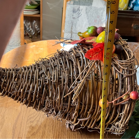 Vintage Cornucopia Wicker Basket Fall Decor Thanksgiving - Picture 6 of 7